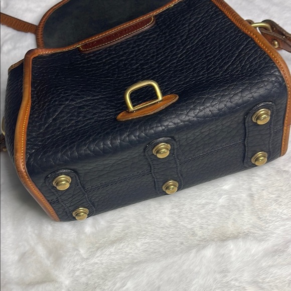 Dooney & Bourke Black and Tan Leather Shoulder Bag - Picture 11 of 16